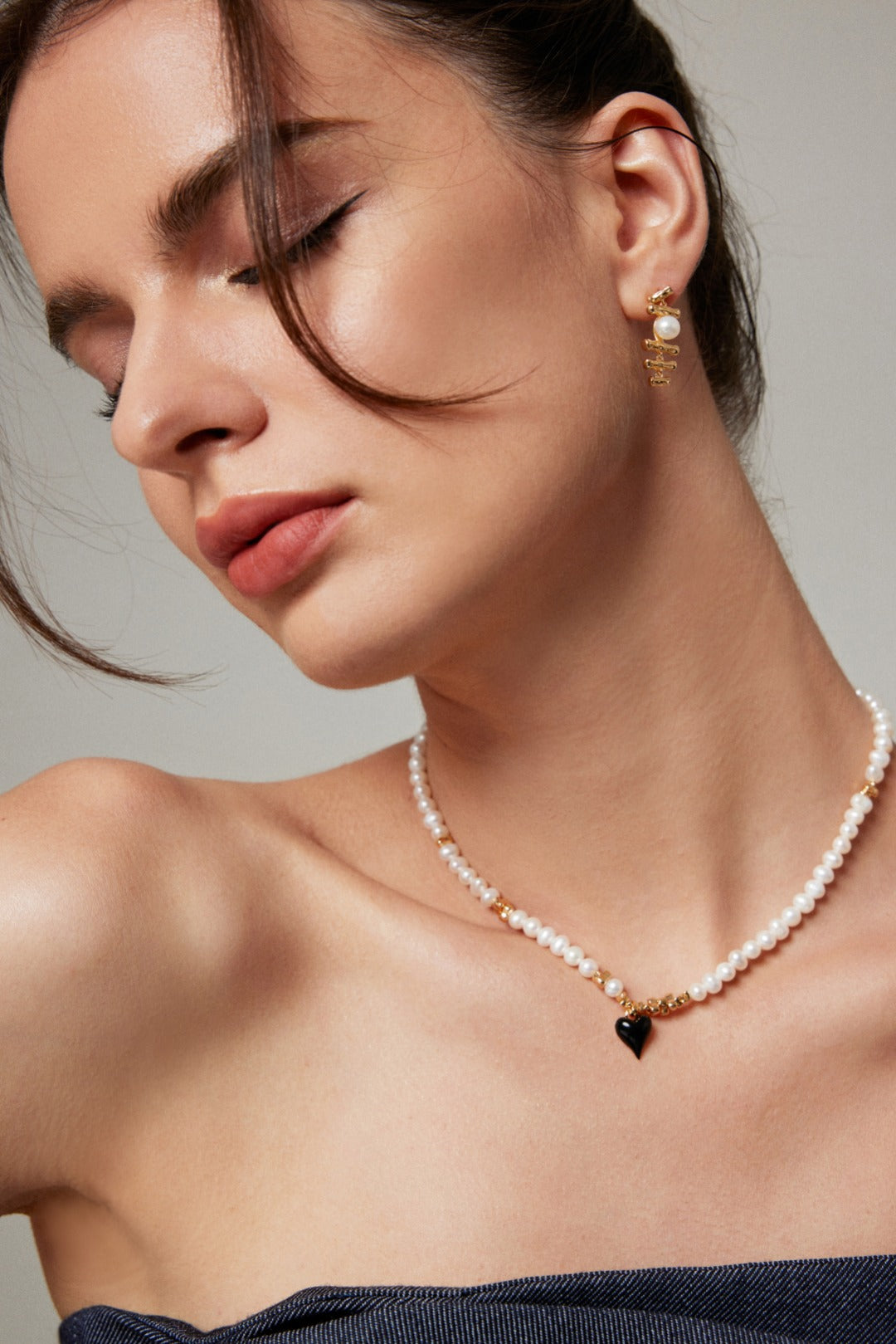 Sterling Silver French Pearl Necklace and Bracelet, featuring a classic heart design